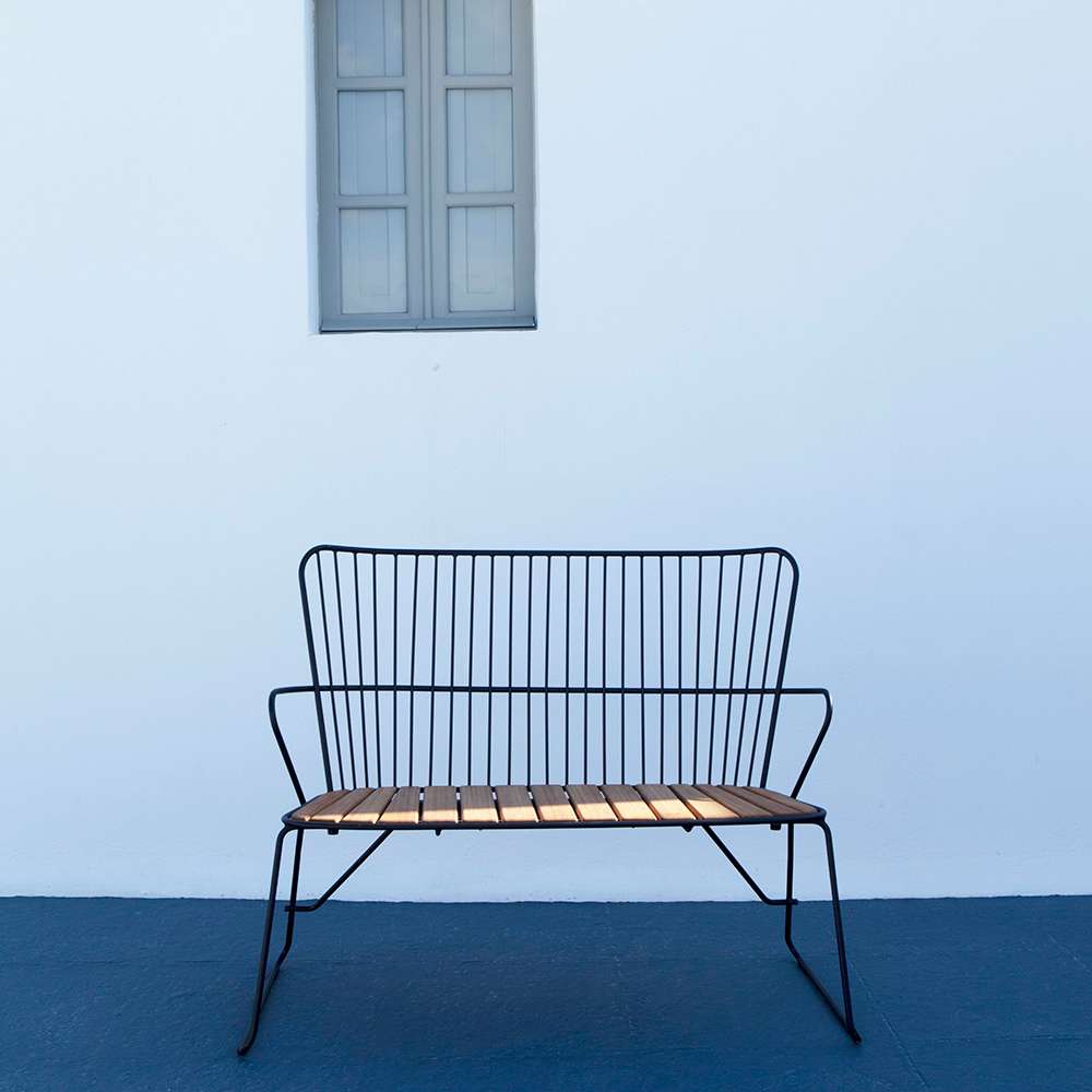 Houe Paon Bench